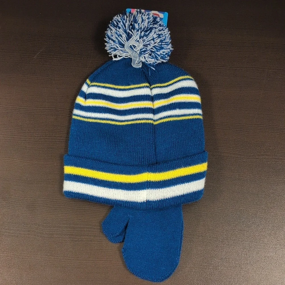 Nickelodeon Baby Shark Pom Hat and Glove Set Toddler OS